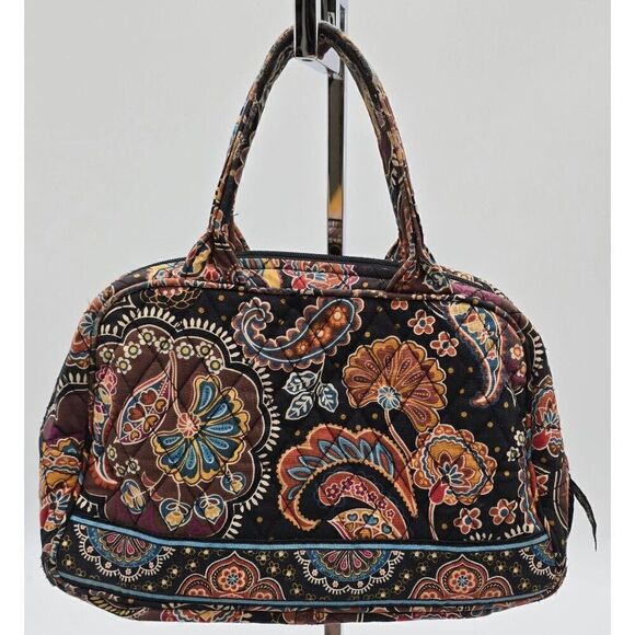 Vera Bradley Quilted Floral Pattern Black Duffel Bag With Handles & Zipper Closu - Picture 2 of 8